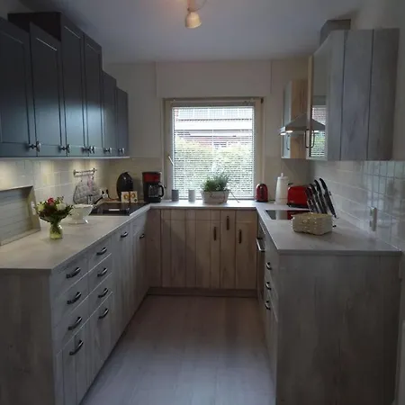 Anchorage Modern Retreat *